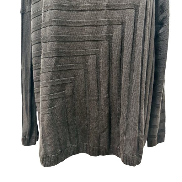 St. John 100% wool Ribbed Pattern super Lightweight Knit oversized sweater EUC - Picture 7 of 14